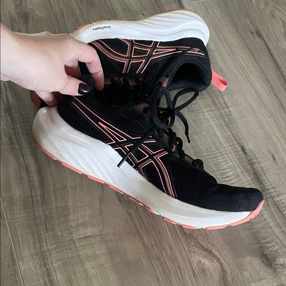 ASICS Women's Black and Coral Gel Contend -9 Shoes